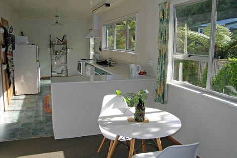 Photo of property in 2a Arden Way, Wilton, Wellington, 6012