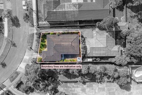 Photo of property in 28 Rewarewa Crescent, Waikanae, 5036