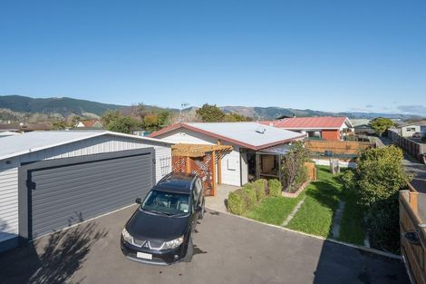Photo of property in 2/48 Songer Street, Stoke, Nelson, 7011
