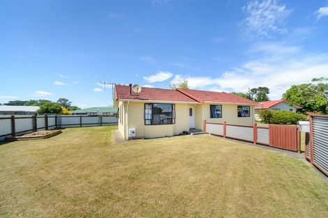 Photo of property in 2 Walton Street, Bulls, 4818