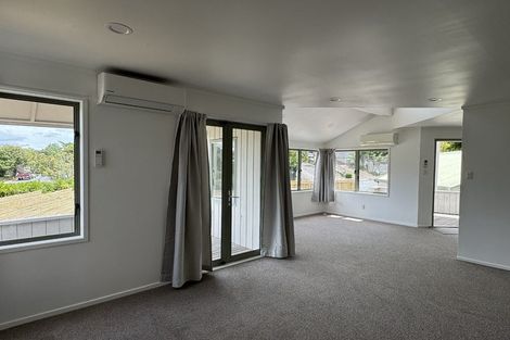 Photo of property in 19 Gilbass Avenue, Hamilton Lake, Hamilton, 3204