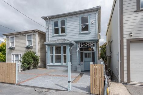 Photo of property in 48 Austin Street, Mount Victoria, Wellington, 6011
