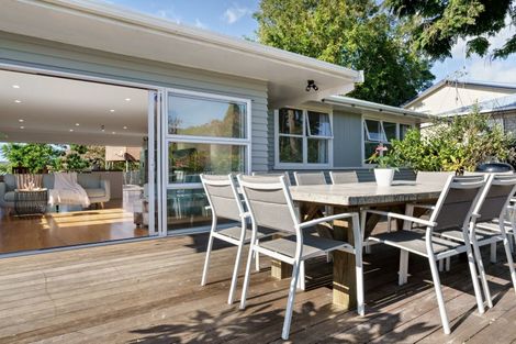 Photo of property in 45 Western Road, Bellevue, Tauranga, 3110