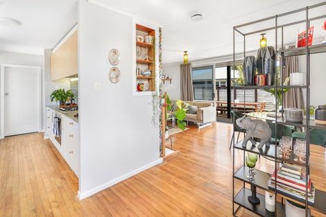 Photo of property in 13 Northolt Road, Fairview Downs, Hamilton, 3214