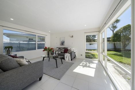 Photo of property in 3 Dennis Grove, Paraparaumu Beach, Paraparaumu, 5032