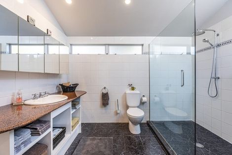 Photo of property in 73 The Cliffs, Britannia Heights, Nelson, 7010