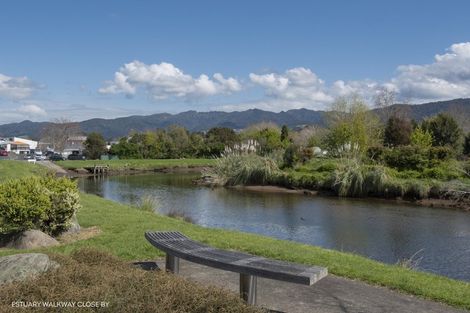 Photo of property in 28 Noble Johnston Drive, Katikati, 3129