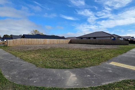 Photo of property in 74 Sholto Duncan Crescent, Halswell, Christchurch, 8025