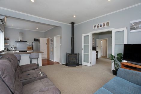 Photo of property in 7 Bull Street, Bulls, 4818