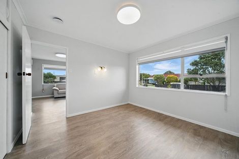 Photo of property in 1/41 Blacklock Avenue, Henderson, Auckland, 0612