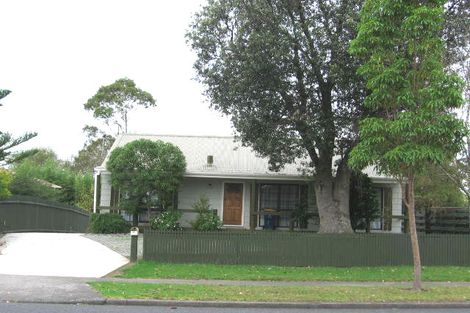 Photo of property in 33 Luanda Drive, Ranui, Auckland, 0612