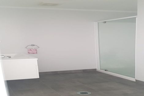 Photo of property in 87 Battalion Drive, Papakura, 2110