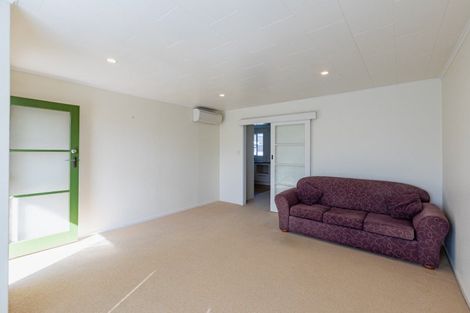 Photo of property in 2/410 Avenue Road West, Hastings, 4122