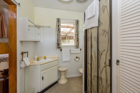 Photo of property in 1 Ratanui Road, Paraparaumu, 5032