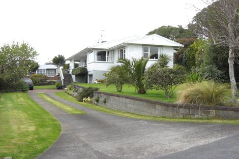 Photo of property in 193 Mangorei Road, Merrilands, New Plymouth, 4312