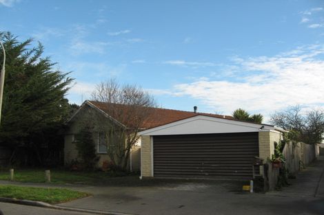 Photo of property in 82 Blake Street, New Brighton, Christchurch, 8061