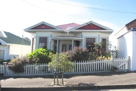 Photo of property in 6 Stirling Street, Berhampore, Wellington, 6023