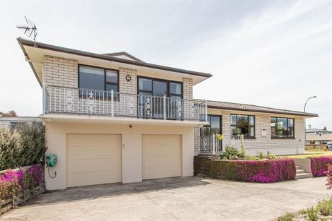 Photo of property in 4 Pokaka Place, Inglewood, 4330