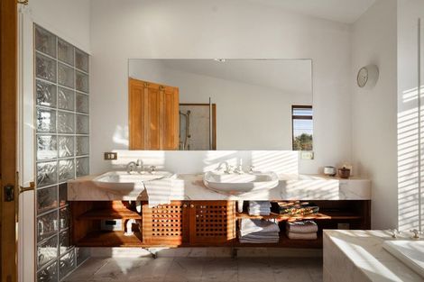 Photo of property in 270 Thames Coast Sh25 Road, Ngarimu Bay, Thames, 3575