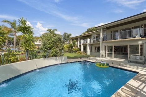 Photo of property in 14 Lansdowne Street, Bayswater, Auckland, 0622