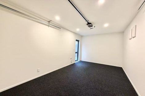Photo of property in 7/6 Woodhouse Place, West Harbour, Auckland, 0618