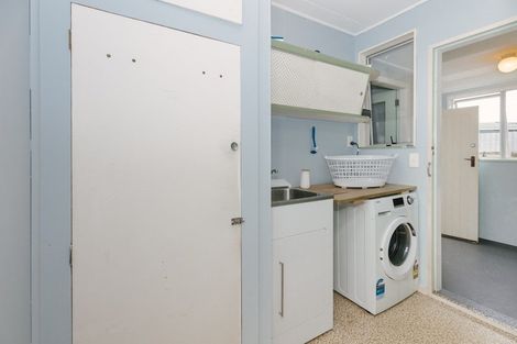 Photo of property in 13 Bovis Street, Shannon, 4821