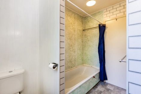 Photo of property in 14 Hinerangi Street, Turangi, 3334