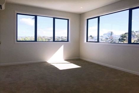 Photo of property in 5 Vazey Way, Hobsonville, Auckland, 0618