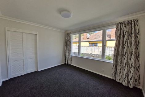Photo of property in 26 Hawthorn Crescent, Stokes Valley, Lower Hutt, 5019