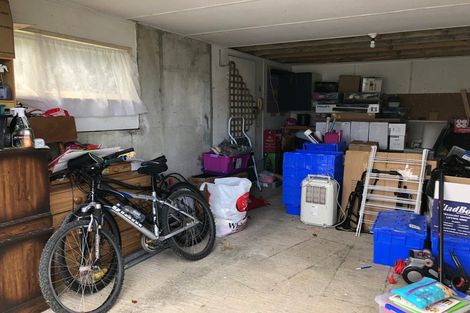 Photo of property in 10 Lomita Road, Johnsonville, Wellington, 6037