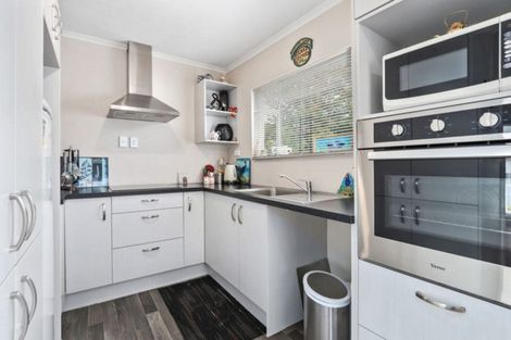 Photo of property in 24c Huia Avenue, Forest Lake, Hamilton, 3200