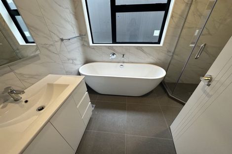 Photo of property in 17 Coast Garden Drive, Hobsonville, Auckland, 0616