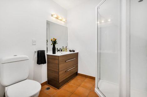 Photo of property in 8b Macaulay Street, Eden Terrace, Auckland, 1021