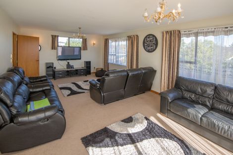 Photo of property in 276 Lake Terrace Road, Shirley, Christchurch, 8061