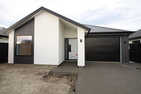 Photo of property in 12 Hiller Green Street, Halswell, Christchurch, 8025