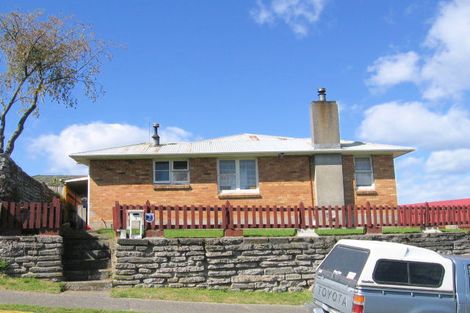 Photo of property in 7 Hinerau Grove, Waipahihi, Taupo, 3330