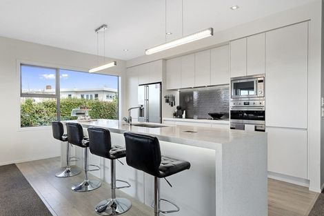 Photo of property in 67 Braid Road, St Andrews, Hamilton, 3200