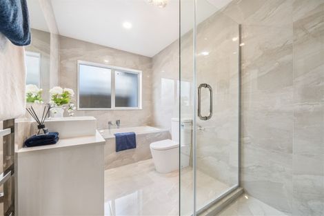 Photo of property in 12 Haku Road, Flat Bush, Auckland, 2019