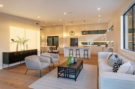 Photo of property in 15a Sadgrove Terrace, Mount Albert, Auckland, 1025