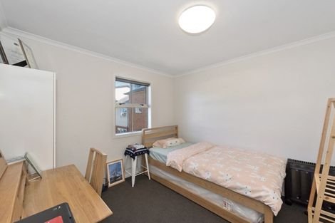 Photo of property in 2 Chiefs Court, Hamilton East, Hamilton, 3216