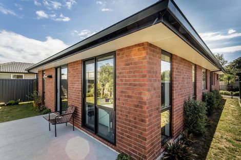 Photo of property in 22 Bridle Way, Omokoroa, 3114