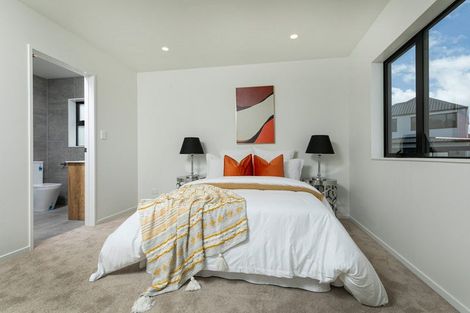 Photo of property in 3 Riroriro Road, Hobsonville, Auckland, 0616