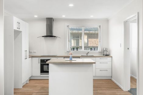 Photo of property in 70 Reynolds Avenue, Bishopdale, Christchurch, 8053