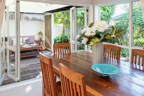 Photo of property in 2/132 Millhouse Drive, Northpark, Auckland, 2013