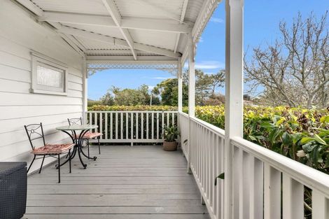 Photo of property in 43 Colombo Road, Waiuku, 2123