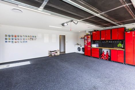 Photo of property in 23 Salisbury Crescent, Wallaceville, Upper Hutt, 5018