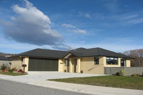 Photo of property in 11 Walnut Grove, Alexandra, 9320