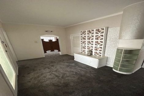 Photo of property in 22 Monarch Avenue, Hillcrest, Auckland, 0627