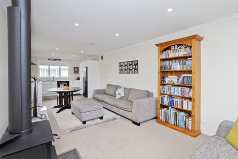 Photo of property in 220 Mcquarrie Street, Kingswell, Invercargill, 9812