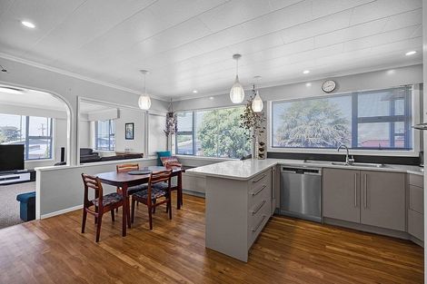 Photo of property in 15a Nugent Street, Bell Block, New Plymouth, 4312